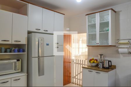 Casa à venda com 248m², 3 quartos e 2 vagasCozinha