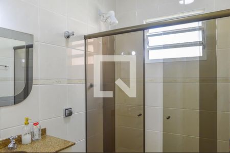 Casa à venda com 248m², 3 quartos e 2 vagasBanheiro