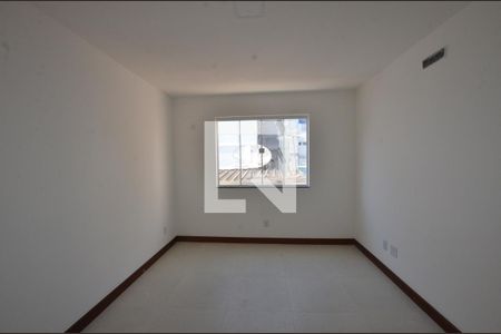 Quarto 2 de apartamento para alugar com 2 quartos, 97m² em Brás de Pina, Rio de Janeiro