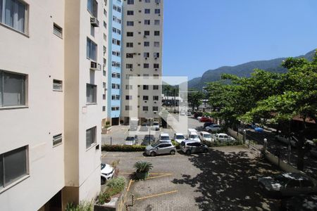 Vista da Sala de apartamento para alugar com 2 quartos, 70m² em Camorim, Rio de Janeiro