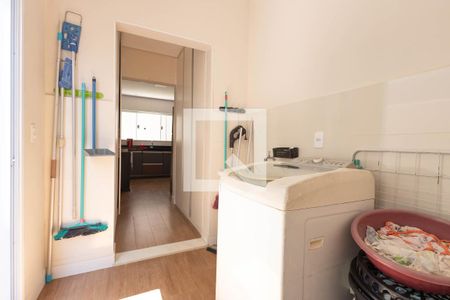 Casa de condomínio para alugar com 168m², 4 quartos e 2 vagas Casa de condomínio para alugar com 168m², 4 quartos e 2 vagasÁrea de Serviço