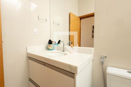 Casa de condomínio para alugar com 168m², 4 quartos e 2 vagas Casa de condomínio para alugar com 168m², 4 quartos e 2 vagasLavabo