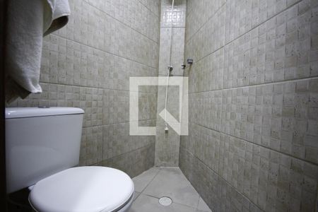 Banheiro de casa para alugar com 1 quarto, 65m² em Vila Dom Pedro I, São Paulo