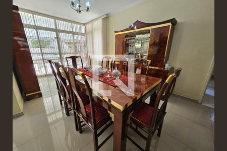 Sala de Jantar de casa à venda com 4 quartos, 300m² em Jardim Leonor, São Paulo