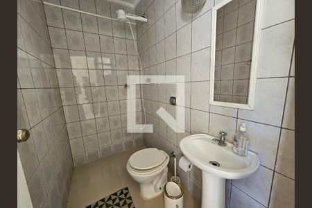 Casa à venda com 300m², 4 quartos e 4 vagasBanheiro de