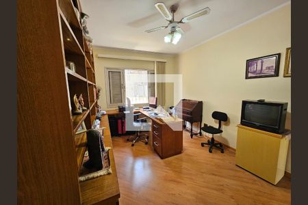 Casa à venda com 300m², 4 quartos e 4 vagasQuarto 2