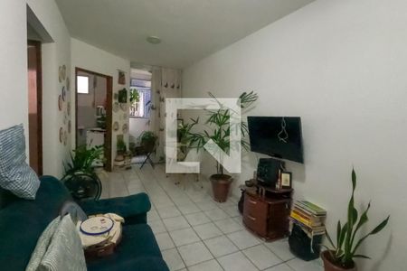 Sala de apartamento à venda com 2 quartos, 47m² em Ingá, Betim