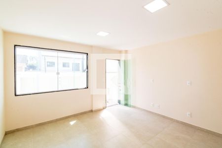 Sala de casa para alugar com 2 quartos, 90m² em Campo Grande, Rio de Janeiro