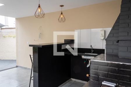 Apartamento para alugar com 60m², 2 quartos e 1 vaga Apartamento para alugar com 60m², 2 quartos e 1 vagaÁrea comum - Churrasqueira