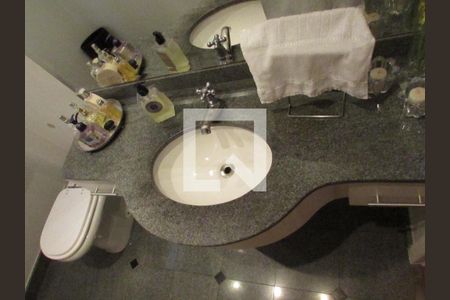 Apartamento para alugar com 170m², 4 quartos e 3 vagasBanheiro Social