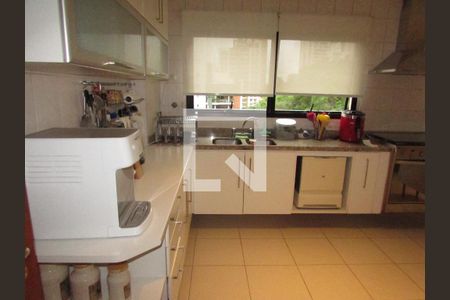 Cozinha de apartamento para alugar com 4 quartos, 170m² em Vila Andrade, São Paulo