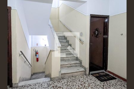 Apartamento à venda com 84m², 2 quartos e sem vagaFachada e portaria