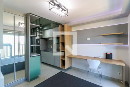 Sala/Quarto de kitnet/studio para alugar com 1 quarto, 22m² em Santo Amaro, São Paulo