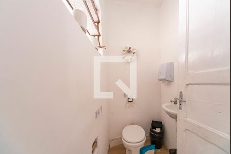 Casa à venda com 90m², 3 quartos e 2 vagas Casa à venda com 90m², 3 quartos e 2 vagasBanheiro Social