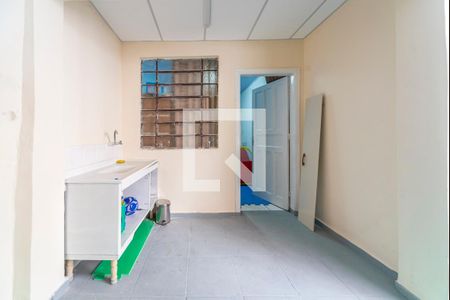 Casa à venda com 90m², 3 quartos e 2 vagas Casa à venda com 90m², 3 quartos e 2 vagasCozinha