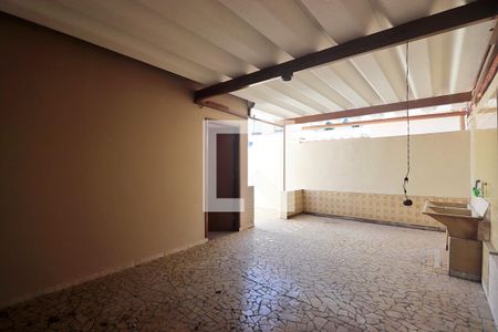 Casa à venda com 60m², 2 quartos e 2 vagasÁrea de Serviço