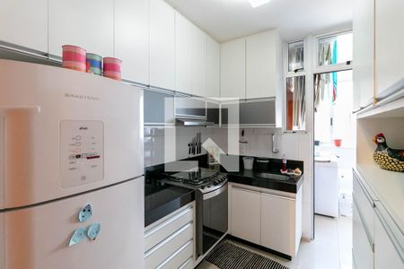 Apartamento à venda com 116m², 3 quartos e 2 vagas Apartamento à venda com 116m², 3 quartos e 2 vagasCozinha e Área de Serviço