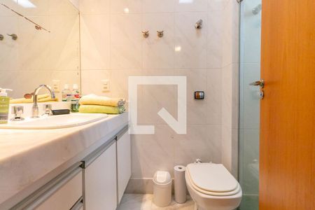 Apartamento à venda com 116m², 3 quartos e 2 vagas Apartamento à venda com 116m², 3 quartos e 2 vagasBanheiro da Suíte