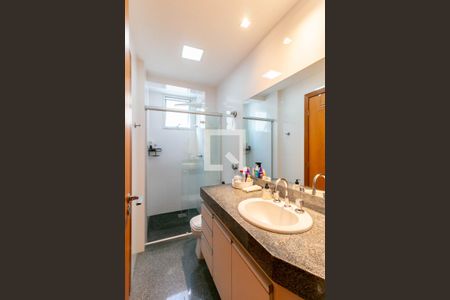 Apartamento à venda com 116m², 3 quartos e 2 vagas Apartamento à venda com 116m², 3 quartos e 2 vagasBanheiro Social