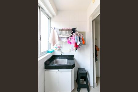 Apartamento à venda com 116m², 3 quartos e 2 vagas Apartamento à venda com 116m², 3 quartos e 2 vagasCozinha e Área de Serviço