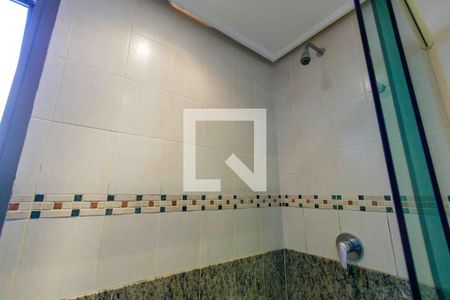 Apartamento à venda com 225m², 3 quartos e 2 vagas Apartamento à venda com 225m², 3 quartos e 2 vagasBanheiro Suíte 3