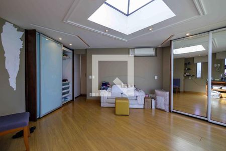 Apartamento à venda com 225m², 3 quartos e 2 vagas Apartamento à venda com 225m², 3 quartos e 2 vagasSuíte Cobertura