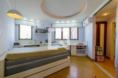 Apartamento à venda com 225m², 3 quartos e 2 vagas Apartamento à venda com 225m², 3 quartos e 2 vagasSuíte 3