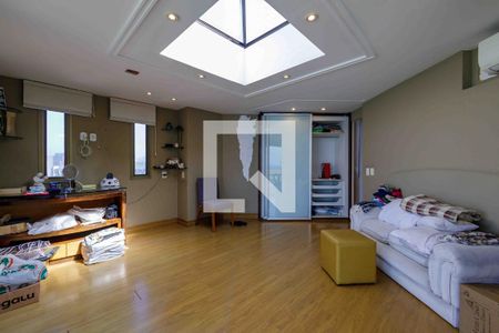 Apartamento à venda com 225m², 3 quartos e 2 vagas Apartamento à venda com 225m², 3 quartos e 2 vagasSuíte Cobertura