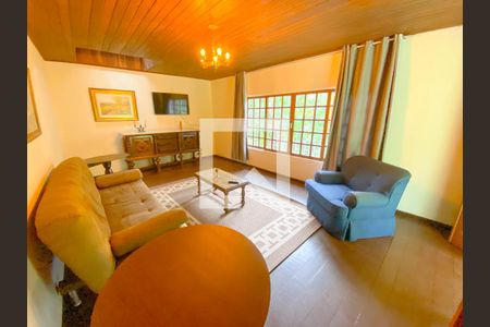 Sala de casa para alugar com 2 quartos, 130m² em São João do Rio Vermelho, Florianópolis