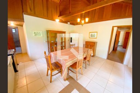 Sala/Cozinha de casa para alugar com 2 quartos, 130m² em São João do Rio Vermelho, Florianópolis