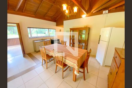 Sala/Cozinha de casa para alugar com 2 quartos, 130m² em São João do Rio Vermelho, Florianópolis