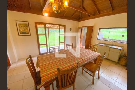 Sala/Cozinha de casa para alugar com 2 quartos, 130m² em São João do Rio Vermelho, Florianópolis