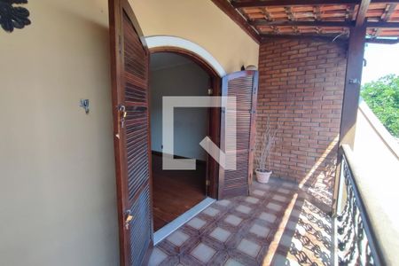 Casa para alugar com 157m², 3 quartos e 2 vagas Casa para alugar com 157m², 3 quartos e 2 vagasVaranda da Suite 2