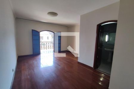 Casa para alugar com 157m², 3 quartos e 2 vagas Casa para alugar com 157m², 3 quartos e 2 vagasSuite 2