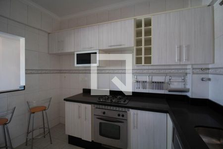 Apartamento à venda com 137m², 3 quartos e 2 vagas Apartamento à venda com 137m², 3 quartos e 2 vagasCozinha