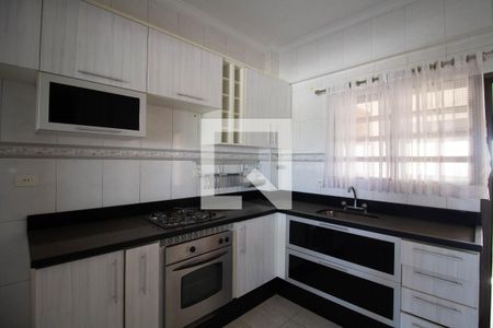 Apartamento à venda com 137m², 3 quartos e 2 vagas Apartamento à venda com 137m², 3 quartos e 2 vagasCozinha