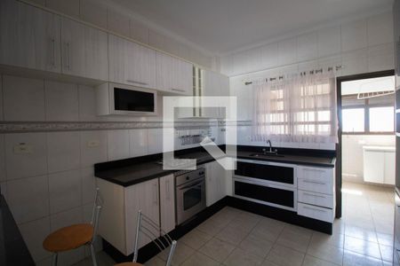 Apartamento à venda com 137m², 3 quartos e 2 vagas Apartamento à venda com 137m², 3 quartos e 2 vagasCozinha