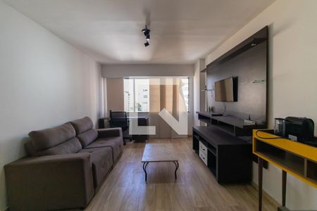 Apartamento para alugar com 81m², 1 quarto e 1 vagaSala