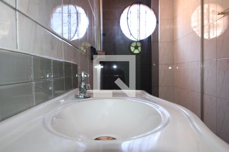Banheiro - pia de casa para alugar com 1 quarto, 200m² em Vila Regente Feijó, São Paulo