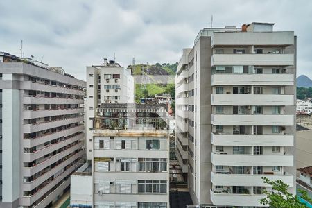 Apartamento à venda com 80m², 3 quartos e 1 vagaSala Vista