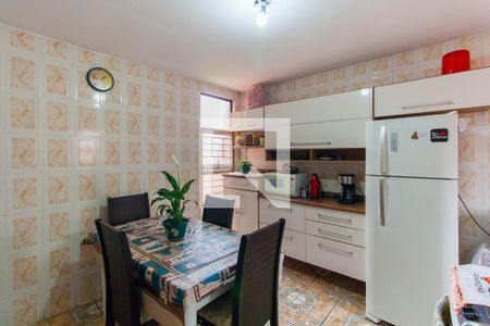 Apartamento à venda com 72m², 2 quartos e 1 vaga Apartamento à venda com 72m², 2 quartos e 1 vagaCozinha