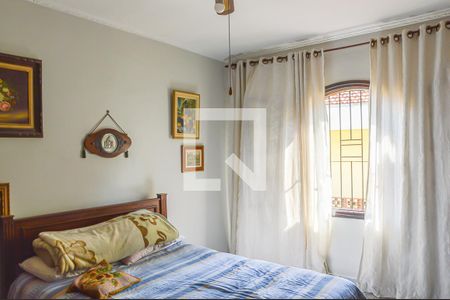 Casa à venda com 239m², 4 quartos e 2 vagasQuarto 2