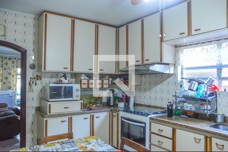 Casa à venda com 239m², 4 quartos e 2 vagasCozinha