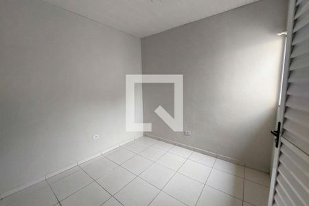 Quarto de casa para alugar com 1 quarto, 33m² em Parque Maria Helena, Suzano