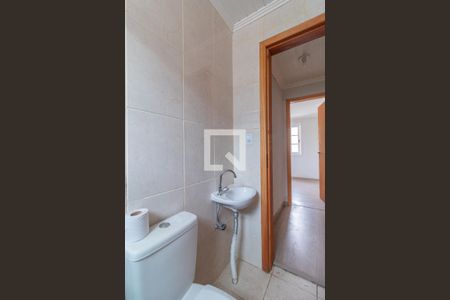 Casa à venda com 101m², 3 quartos e 3 vagasBanheiro Corredor