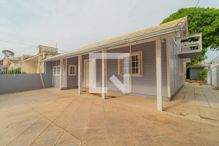 Casa à venda com 101m², 3 quartos e 3 vagasFachada