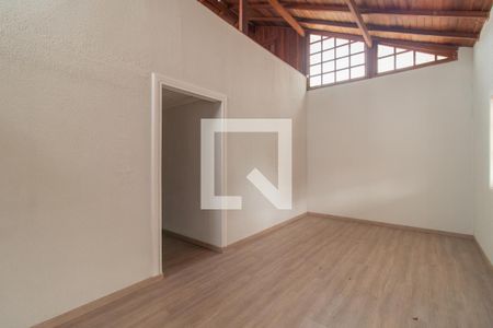 Sala de casa à venda com 3 quartos, 101m² em Guarujá, Porto Alegre