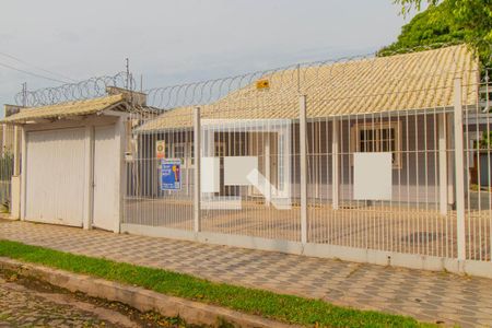 Casa à venda com 101m², 3 quartos e 3 vagasFachada
