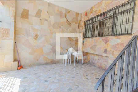 Casa à venda com 135m², 3 quartos e 1 vagaGaragem