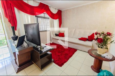 Sala de casa à venda com 3 quartos, 135m² em Cambuci, São Paulo